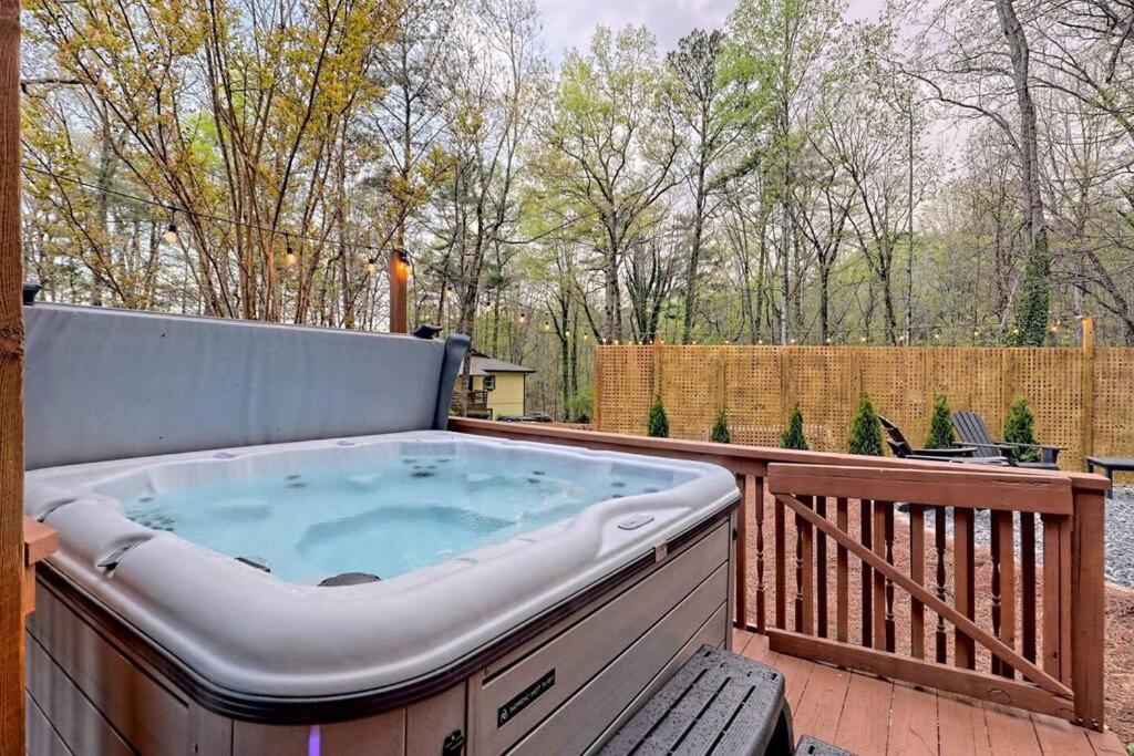 Near Downtown Helen - Hottub, Sauna, Game Room, Fire Pit Exterior foto
