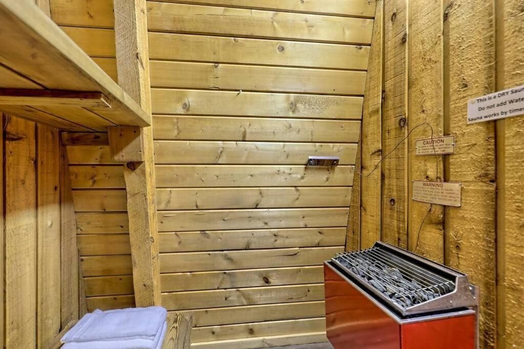 Near Downtown Helen - Hottub, Sauna, Game Room, Fire Pit Exterior foto